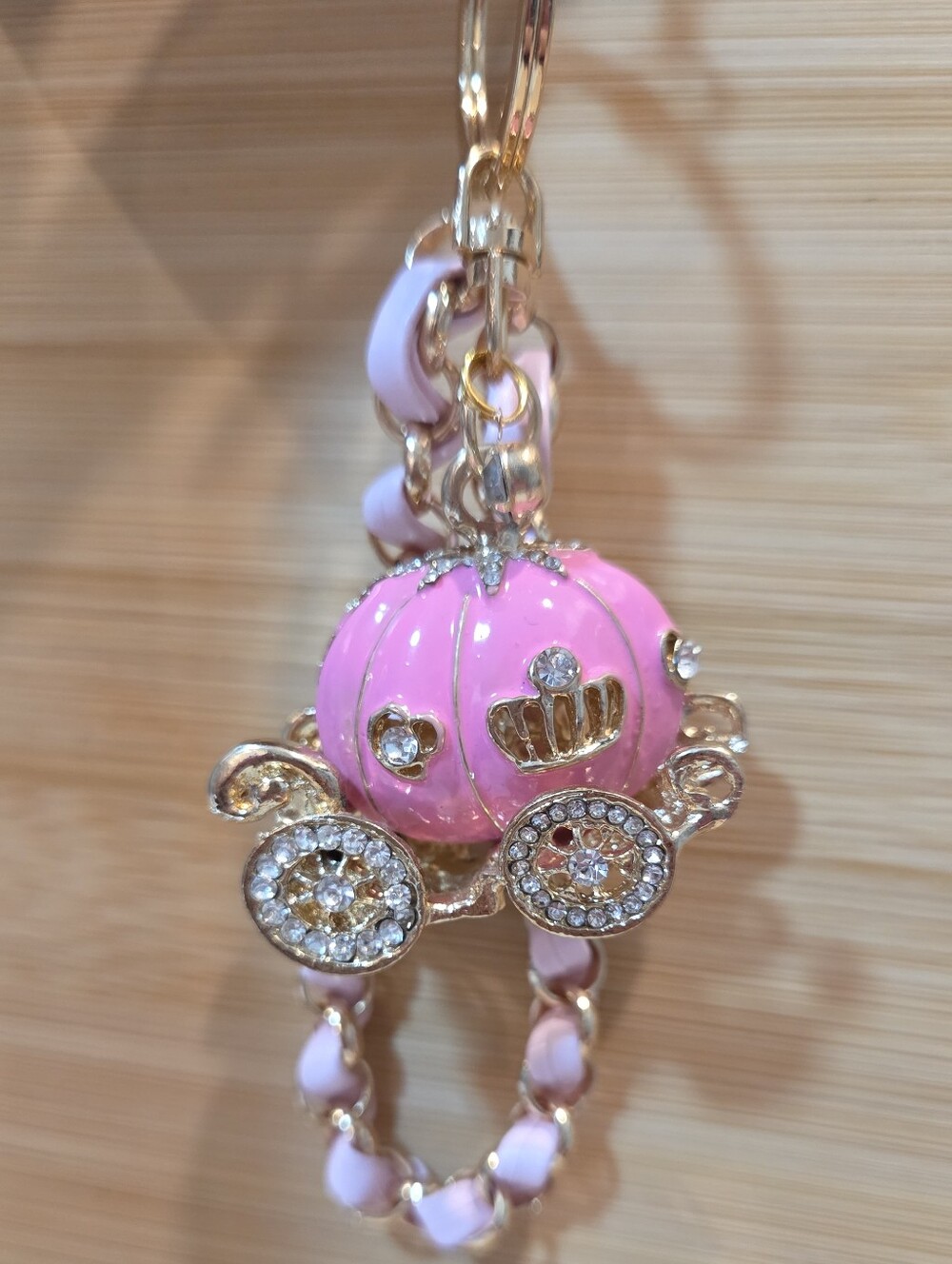 NWT Royal Princess Pink Enamel Pumpkin Carriage Gold Keychain